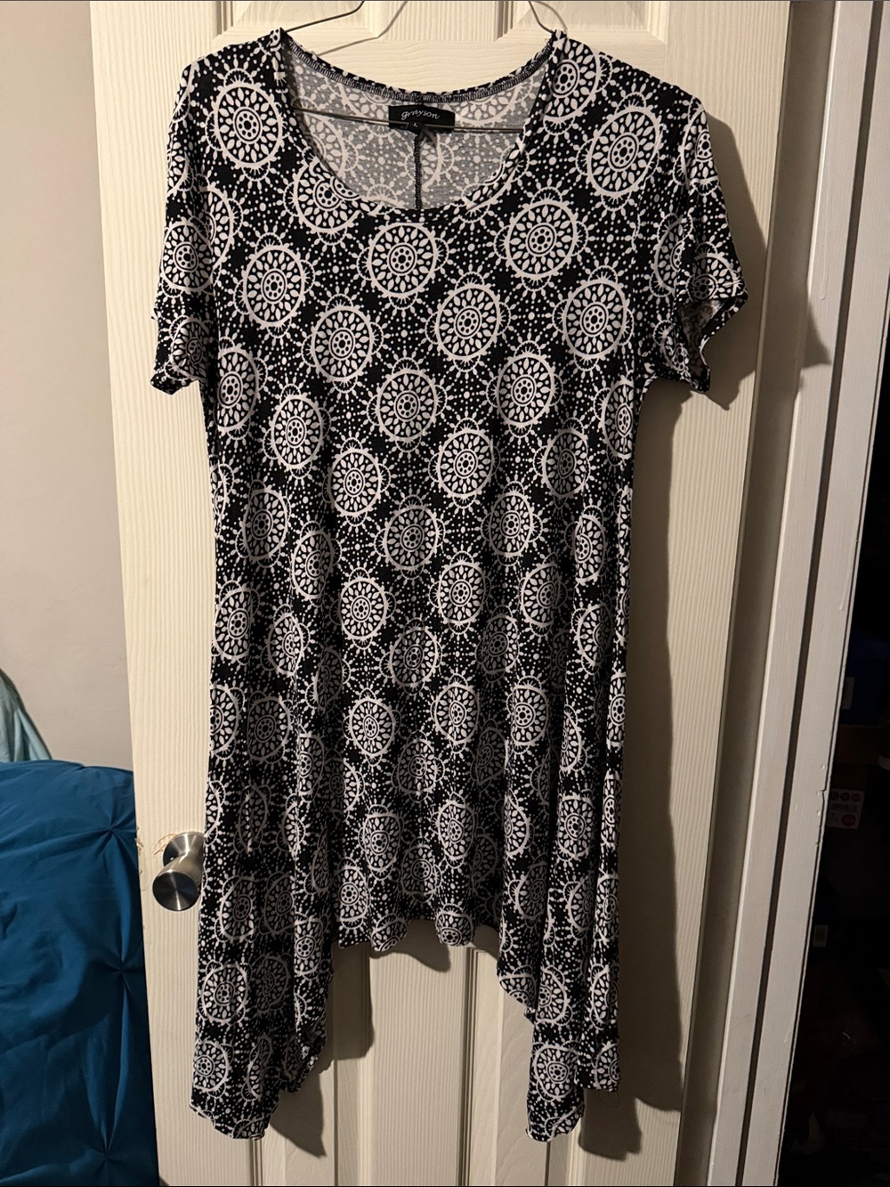 #145 Grayson Black and White Short Sleeve Medallion Tunic